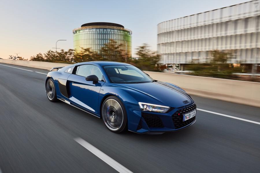  Audi R8 V10 Performance 2020 года  (AU) (фото 9 из 36)